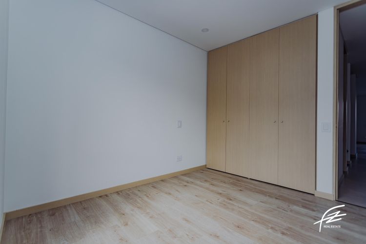 Apartamento de 3 alcobas en venta en El Poblado, Medellín, 124 m² · foto 4 de 11