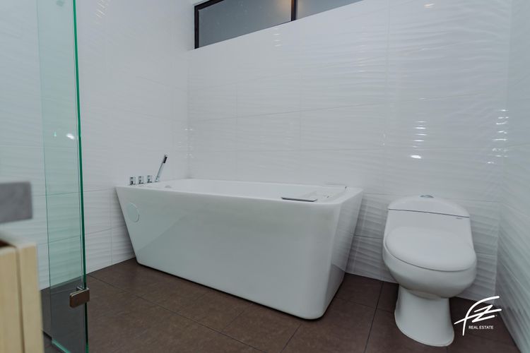 Apartamento de 3 alcobas en venta en El Poblado, Medellín, 124 m² · foto 7 de 11