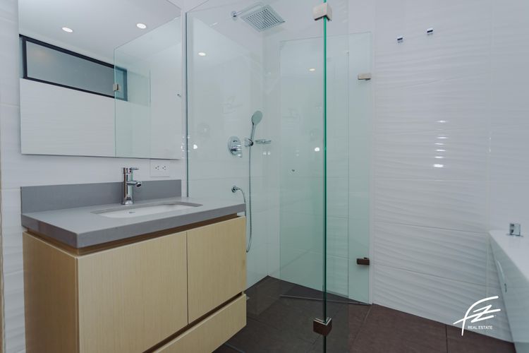 Apartamento de 3 alcobas en venta en El Poblado, Medellín, 124 m² · foto 8 de 11