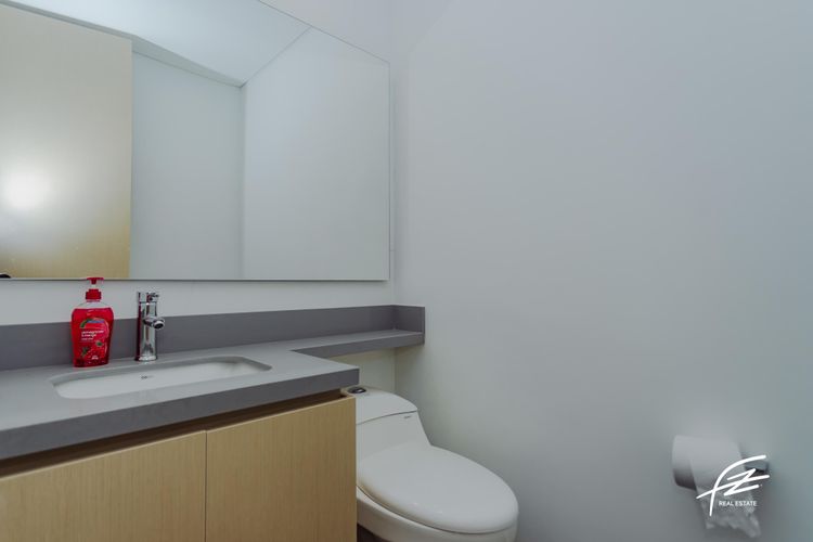 Apartamento de 3 alcobas en venta en El Poblado, Medellín, 124 m² · foto 9 de 11