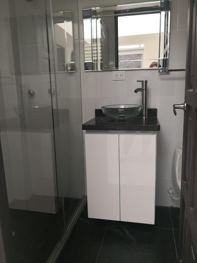 Casa en venta en Modelia, Bogotá · foto 8 de 24