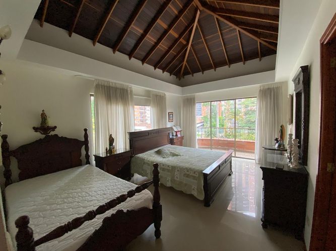 Casa de 3 alcobas en venta en San Jose, Sabaneta, 190 m² · foto 11 de 24