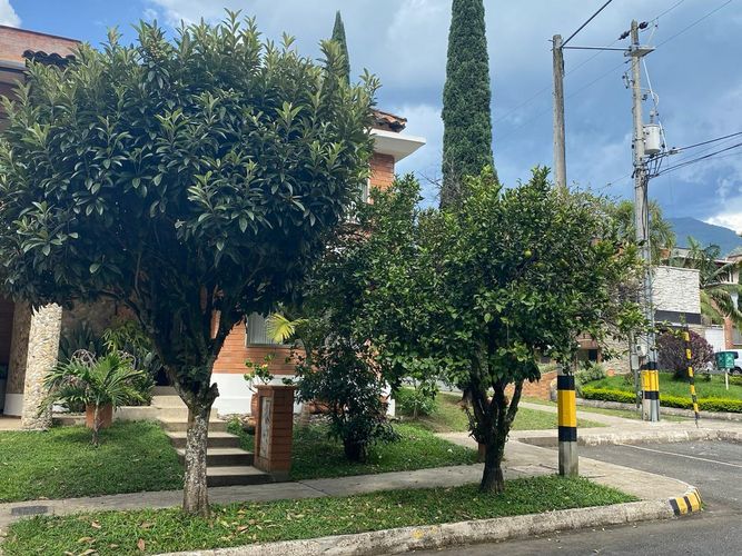Casa de 3 alcobas en venta en San Jose, Sabaneta, 190 m² · foto 21 de 24