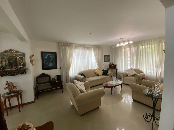 Casa de 3 alcobas en venta en San Jose, Sabaneta, 190 m² · foto 23 de 24