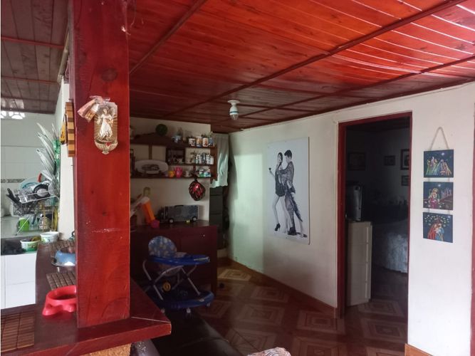 Casa de 4 alcobas en venta en La Milagrosa, La Ceja, 207 m² · foto 6 de 18