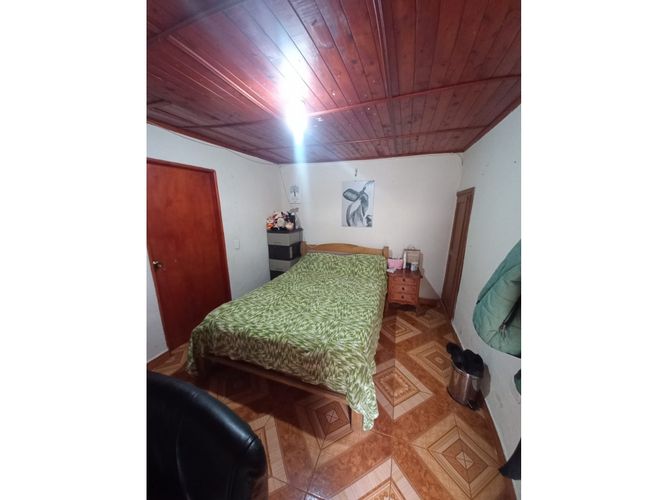 Casa de 4 alcobas en venta en La Milagrosa, La Ceja, 207 m² · foto 12 de 18