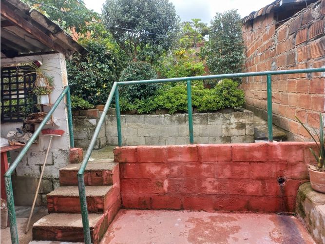 Casa de 4 alcobas en venta en La Milagrosa, La Ceja, 207 m² · foto 16 de 18