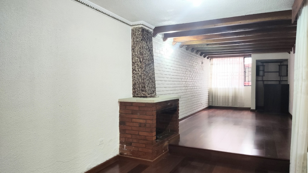 Casa en venta en Engativá, Bogotá · foto 4 de 24