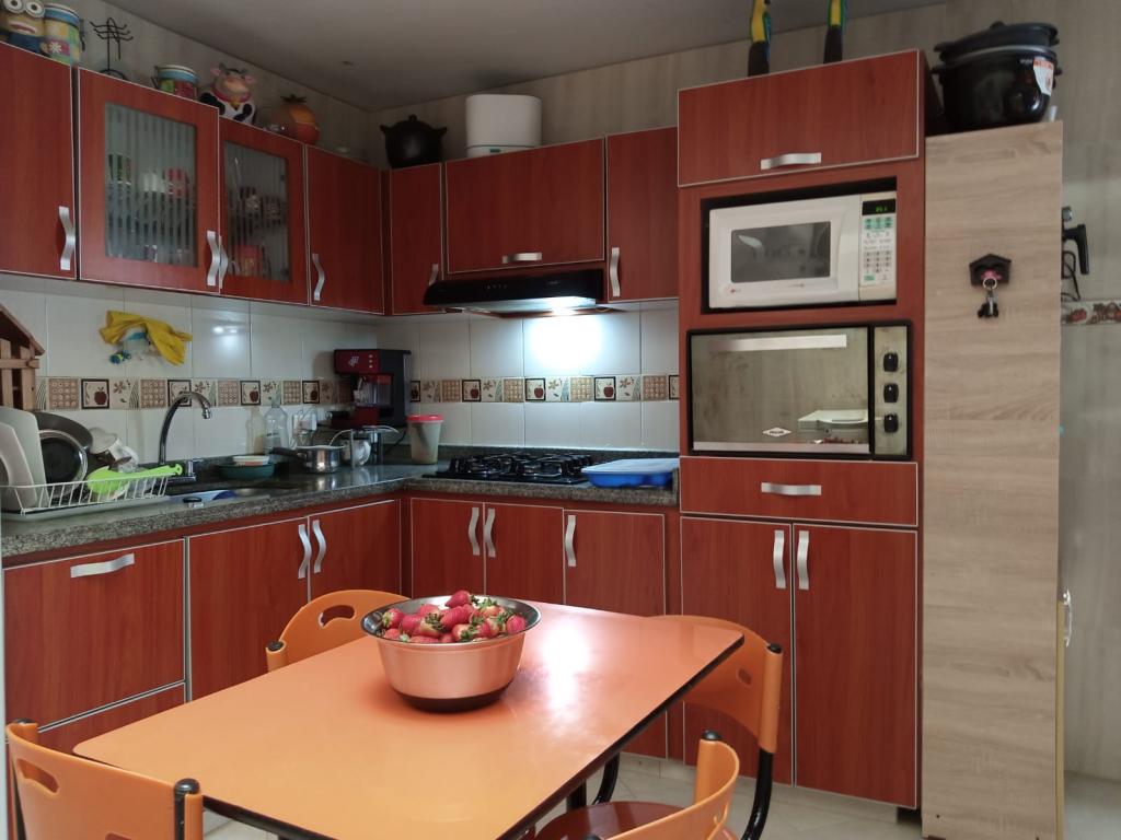 Casa en venta en Engativá, Bogotá · foto 5 de 19