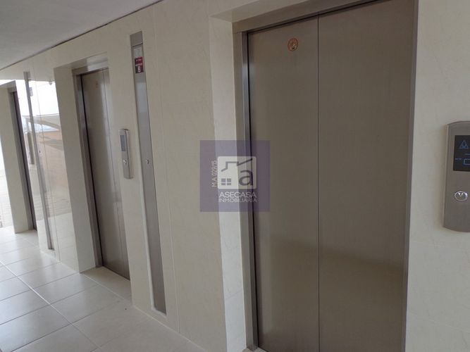 Apartamento de 3 alcobas en venta en Bellomonte, Floridablanca, 86 m² · foto 2 de 24