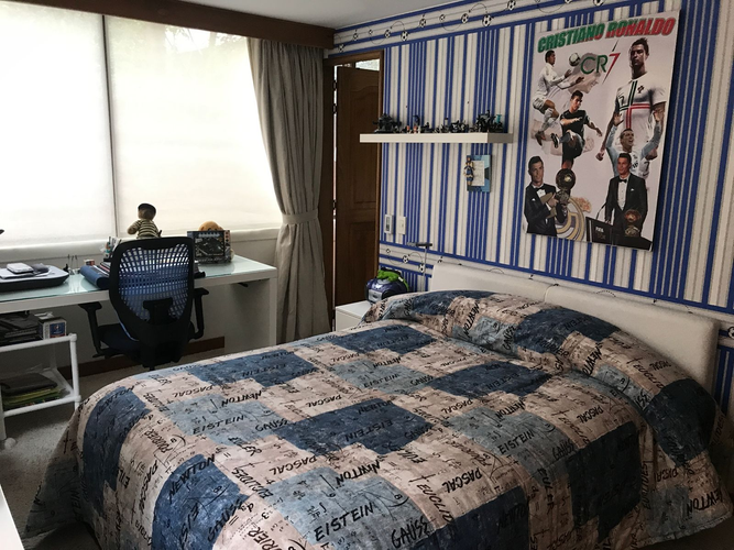 Apartamento de 3 alcobas en venta en Los Rosales, Bogotá, 178 m² · foto 10 de 17