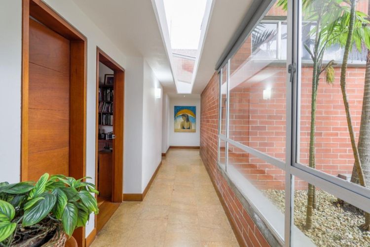 Casa de 3 alcobas en venta en Las Palmas, Envigado, 366 m² · foto 11 de 24