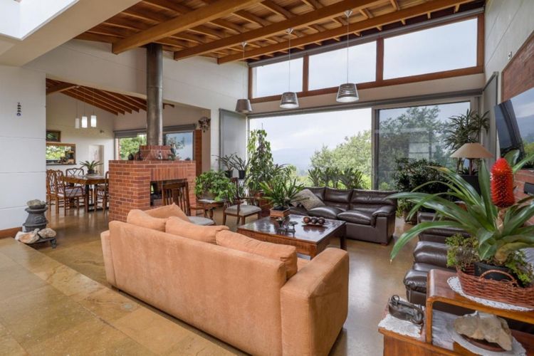 Casa de 3 alcobas en venta en Las Palmas, Envigado, 366 m² · foto 13 de 24
