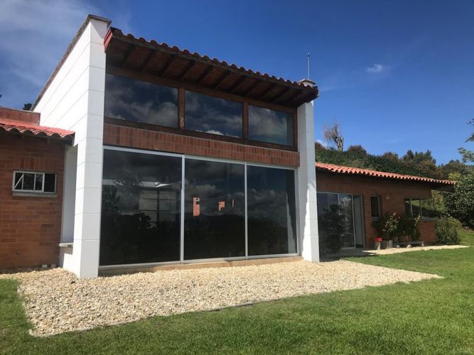 Casa de 3 alcobas en venta en Las Palmas, Envigado, 366 m² · foto 23 de 24