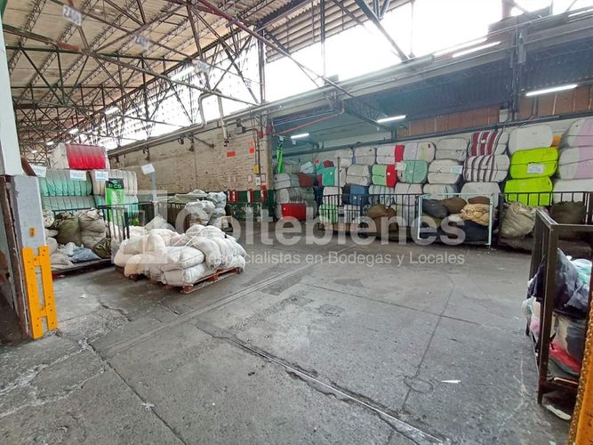 Bodega en arriendo en Zona Industrial 1, Bello, 830 m² · foto 2 de 15