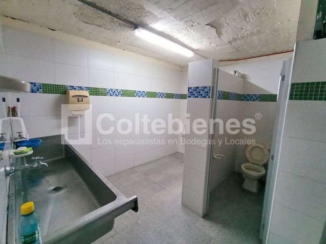 Bodega en arriendo en Zona Industrial 1, Bello, 1356 m² · foto 14 de 20