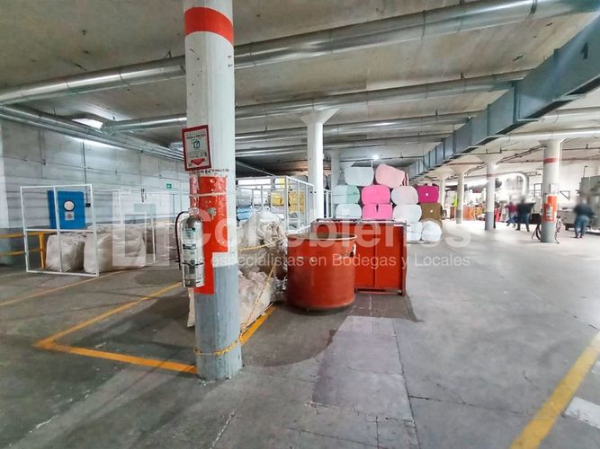 Bodega en arriendo en Zona Industrial 1, Bello, 1710 m² · foto 2 de 15
