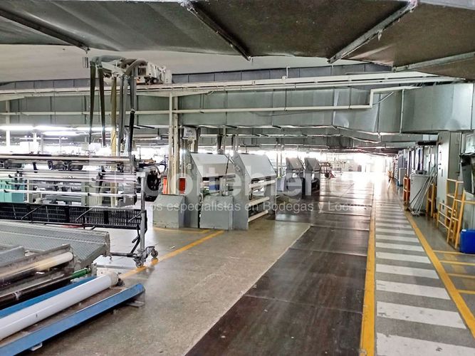 Bodega en arriendo en Zona Industrial 1, Bello · foto 2 de 17