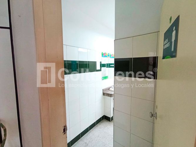Oficina en arriendo en Zona Industrial 1, Bello, 560 m² · foto 3 de 22