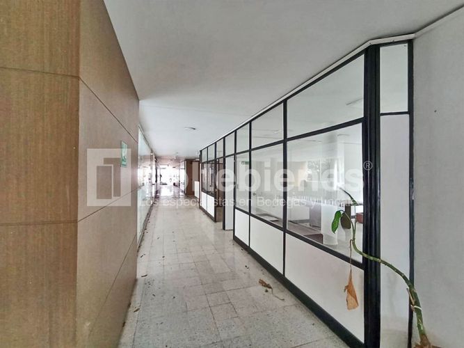 Oficina en arriendo en Zona Industrial 1, Bello, 560 m² · foto 7 de 22