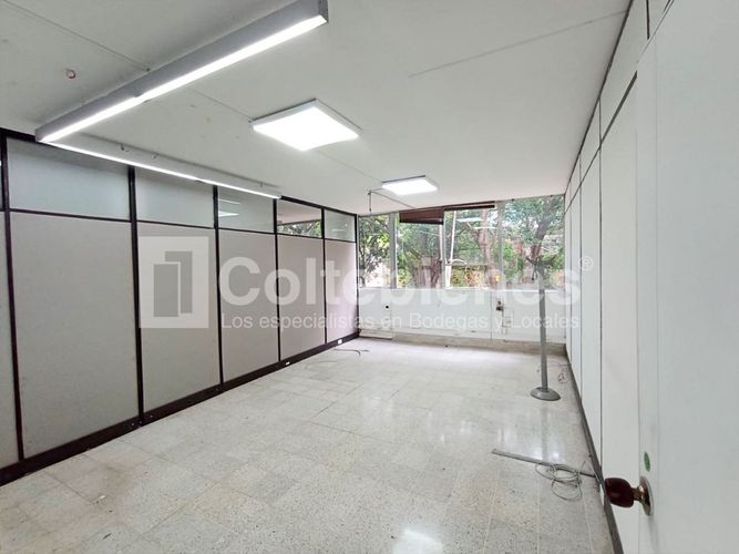 Oficina en arriendo en Zona Industrial 1, Bello, 560 m² · foto 8 de 22