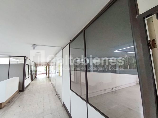 Oficina en arriendo en Zona Industrial 1, Bello, 560 m² · foto 13 de 22