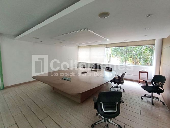 Oficina en arriendo en Zona Industrial 1, Bello, 560 m² · foto 14 de 22
