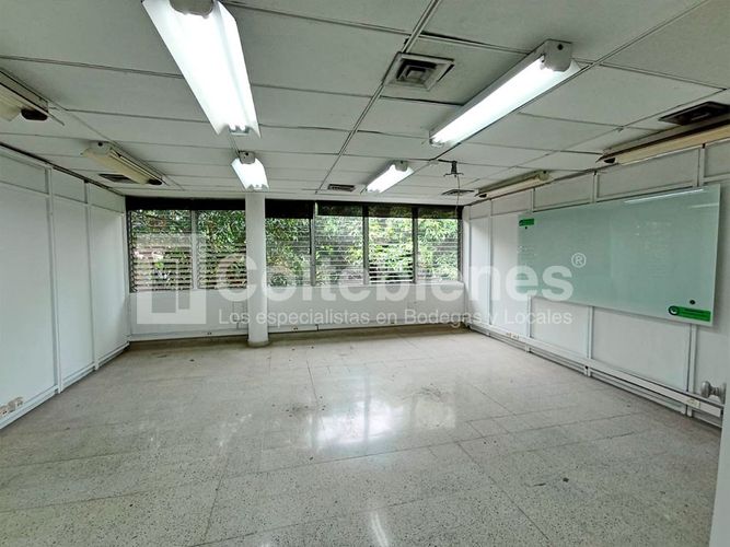 Oficina en arriendo en Zona Industrial 1, Bello, 560 m² · foto 7 de 19