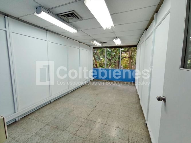 Oficina en arriendo en Zona Industrial 1, Bello, 560 m² · foto 8 de 19