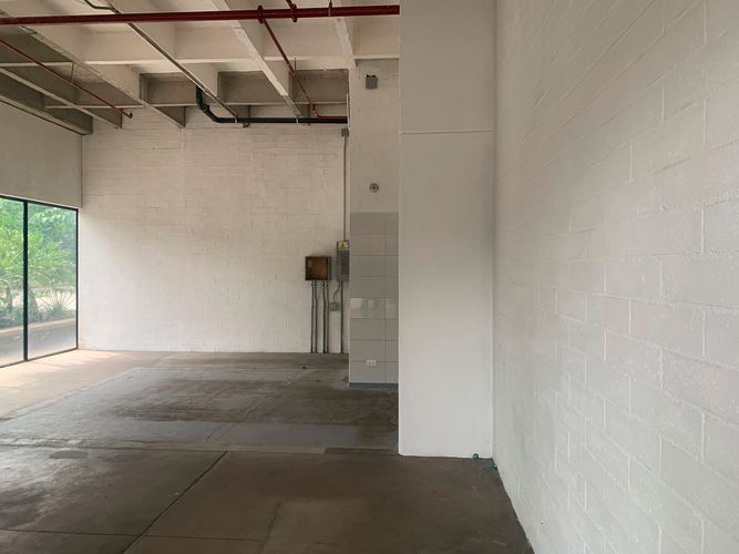 Local en venta en Camparola, Itagüí, 59 m² · foto 4 de 4