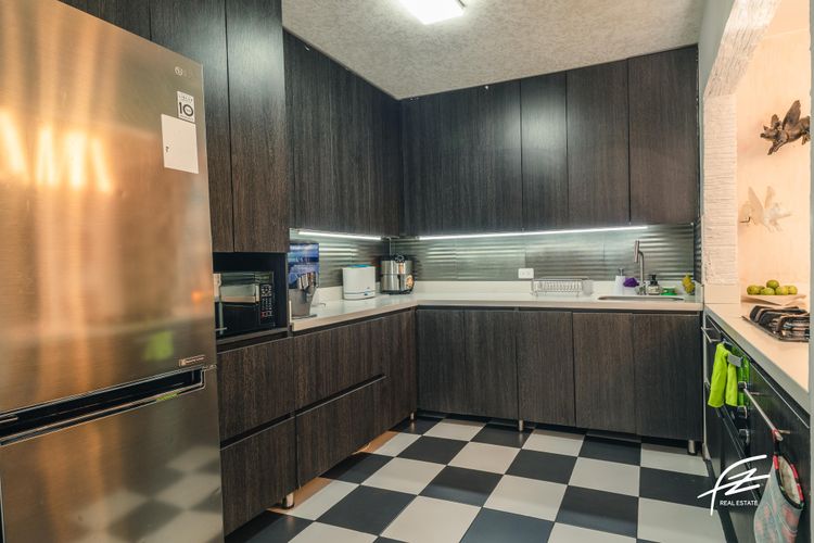 Casa de 4 alcobas en venta en Las Acacias, Medellín, 440 m² · foto 2 de 21