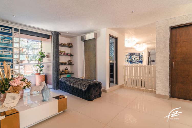 Casa de 4 alcobas en venta en Las Acacias, Medellín, 440 m² · foto 8 de 21