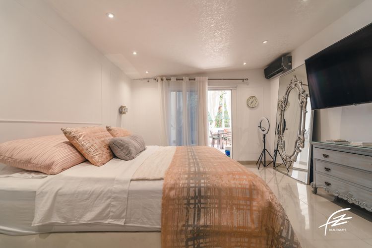Casa de 4 alcobas en venta en Las Acacias, Medellín, 440 m² · foto 12 de 21