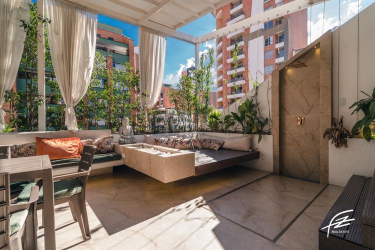 Casa de 4 alcobas en venta en Las Acacias, Medellín, 440 m² · foto 21 de 21