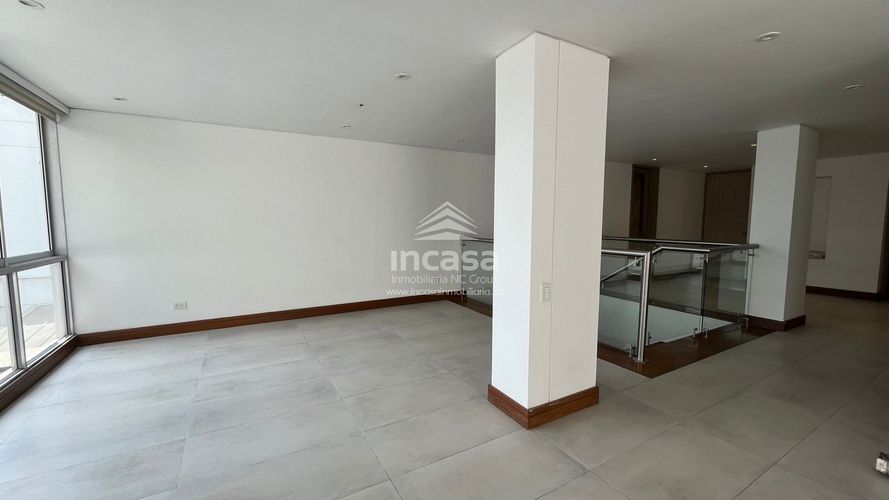 Apartamento en venta en Santa Monica, Cali · foto 11 de 24
