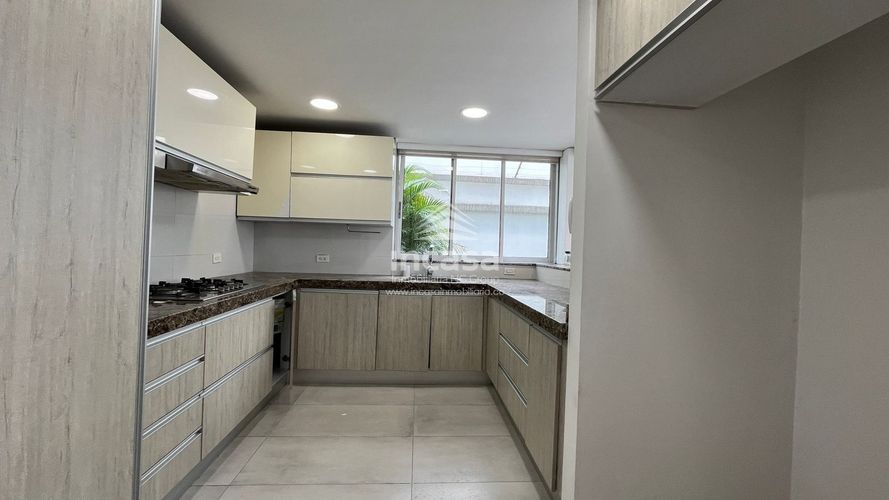 Apartamento en venta en Santa Monica, Cali · foto 14 de 24