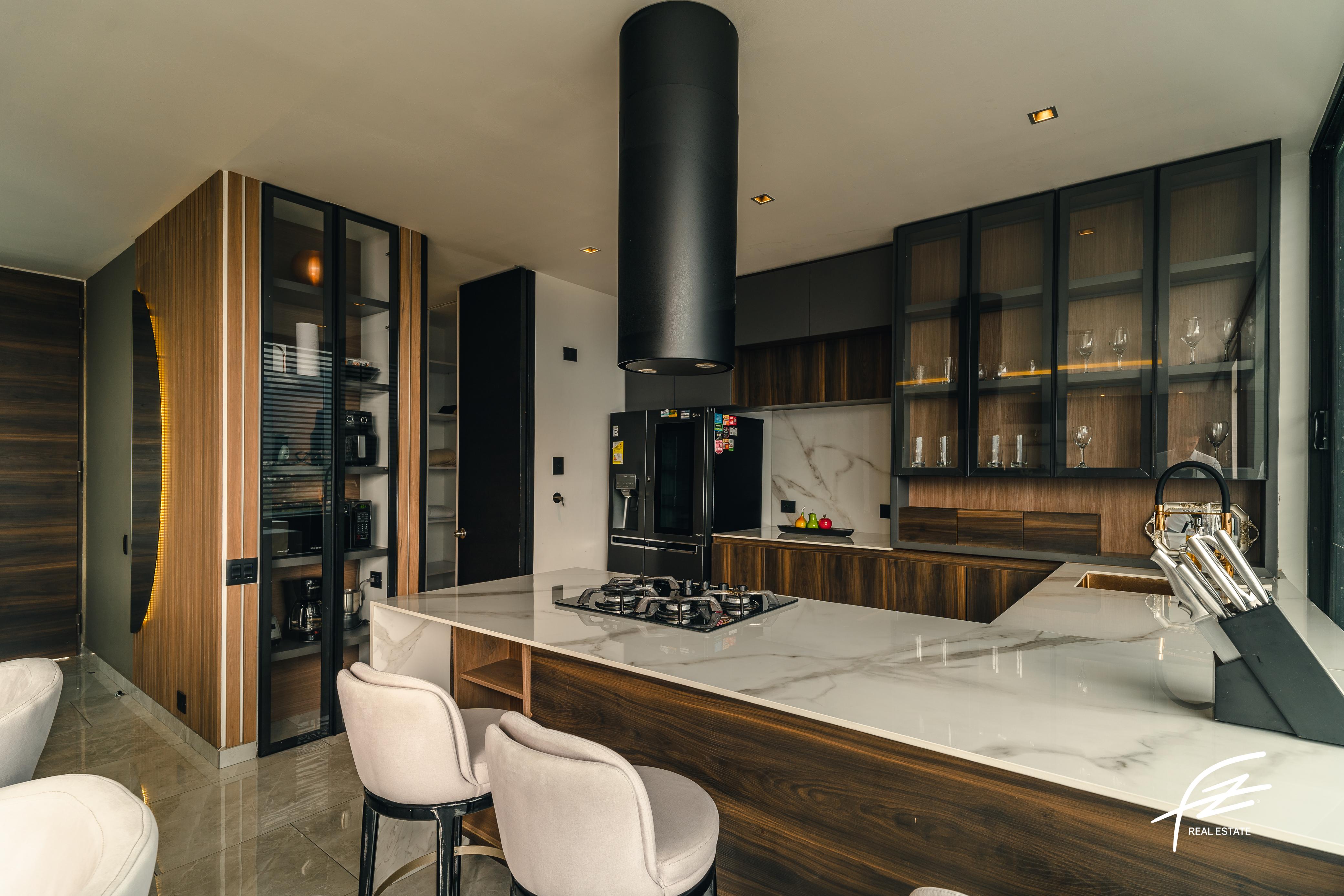 Apartamento en venta en El Poblado, Medellín · foto 2 de 21