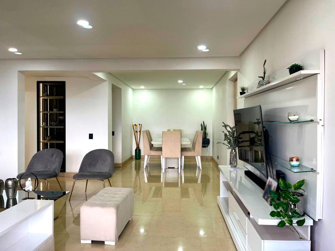 Apartamento de 4 alcobas en arriendo en El Diamante No. 2, Medellín, 180 m² · foto 10 de 20