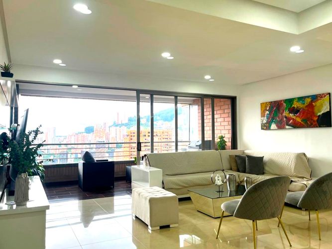 Apartamento de 4 alcobas en arriendo en El Diamante No. 2, Medellín, 180 m² · foto 13 de 20