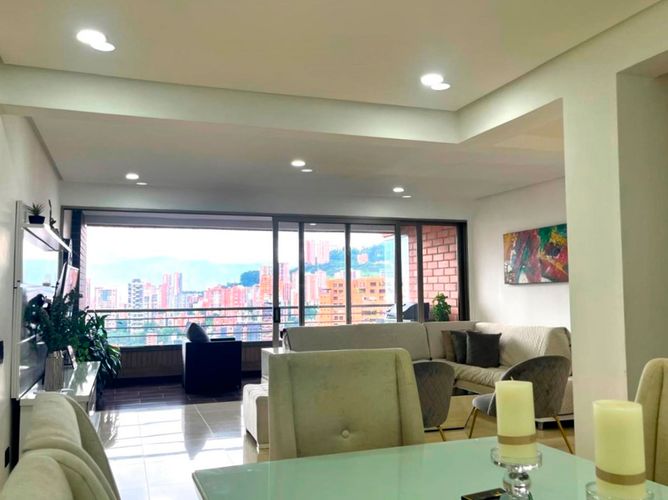 Apartamento de 4 alcobas en arriendo en El Diamante No. 2, Medellín, 180 m² · foto 17 de 20