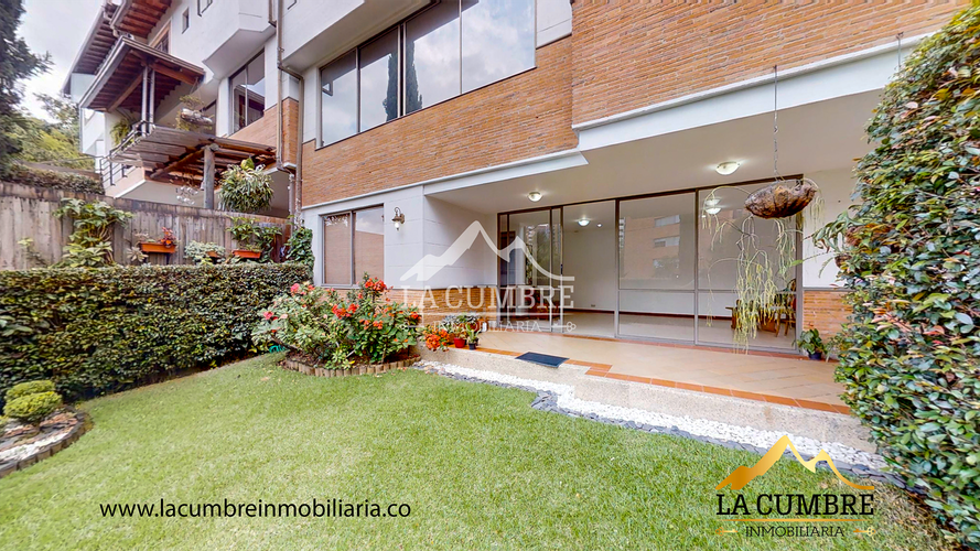 Casa de 3 alcobas en venta en Loma Del Chocho, Envigado, 200 m² · foto 12 de 19