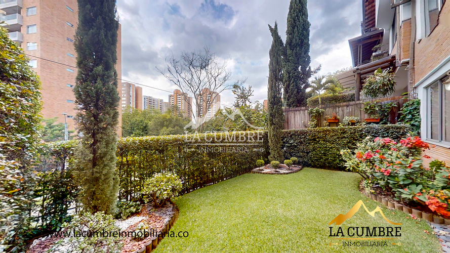 Casa de 3 alcobas en venta en Loma Del Chocho, Envigado, 200 m² · foto 13 de 19