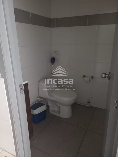 Local en arriendo en Las Delicias, Cali, 82 m² · foto 4 de 10