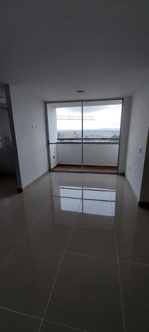 Apartamento de 3 alcobas en venta en El Porvenir, Rionegro, 60 m² · foto 3 de 17