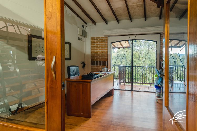 Casa de 6 alcobas en venta en Vallano, Envigado, 300 m² · foto 6 de 11