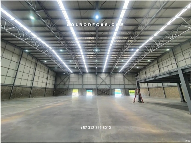 Bodega en venta en Cerritos, Pereira, 1400 m² · foto 4 de 11
