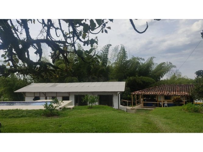 Finca en venta en El Cinco, Armenia, 500 m² · foto 23 de 24