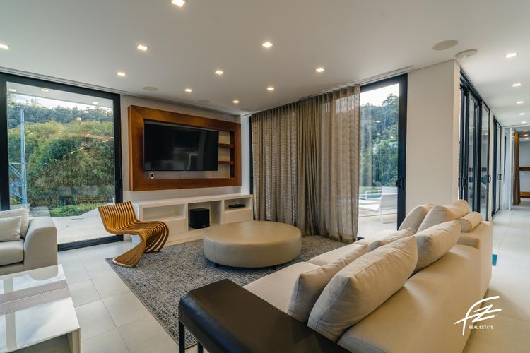 Casa de 5 alcobas en venta en Vía Las Palmas, Envigado, 760 m² · foto 6 de 20