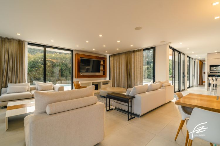 Casa de 5 alcobas en venta en Vía Las Palmas, Envigado, 760 m² · foto 7 de 20