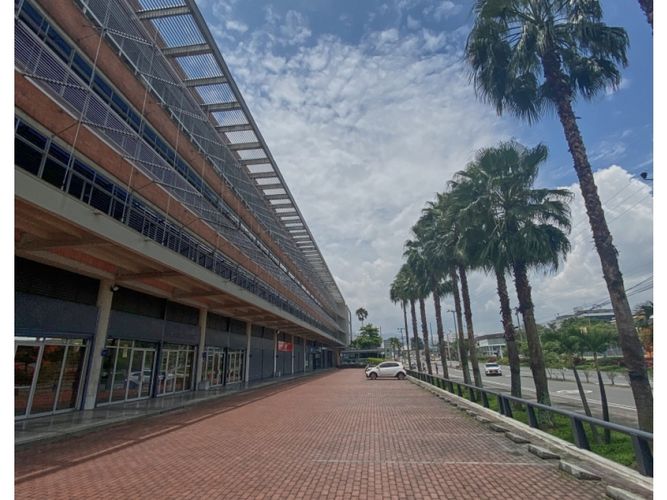 Local en arriendo en Cristo Rey, Medellín, 581 m² · foto 9 de 9
